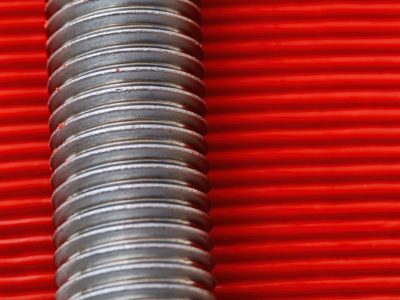 Photographie d'art de Nicolas Claris — Boulons — acier, boulon, couleur