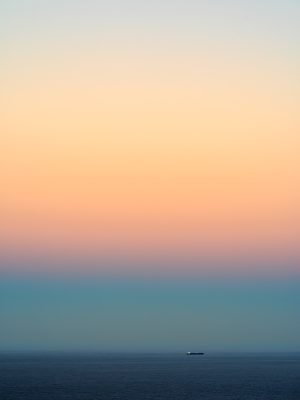 Photographie d'art de Nicolas Claris — Cargos — mer, ciel, bateau