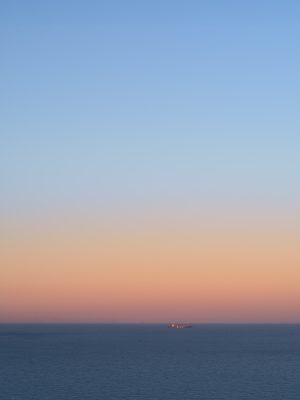 Photographie d'art de Nicolas Claris — Cargos — bateau, bleu, cargo