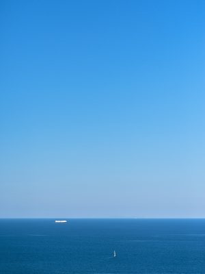 Photographie d'art de Nicolas Claris — Cargos — bateau, blanc, bleu