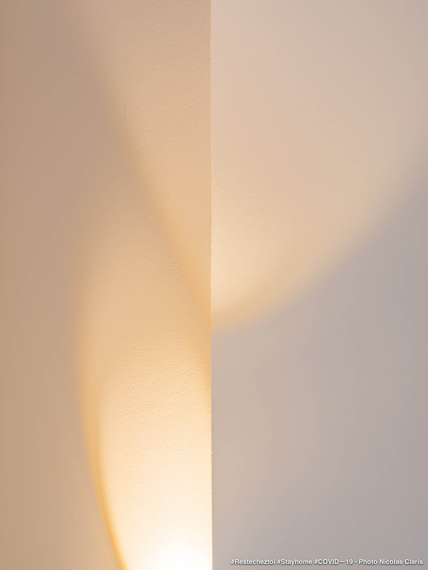 Photographie d'art de Nicolas Claris — Un Peu De Rouge Pourtant, 28 ncz5719