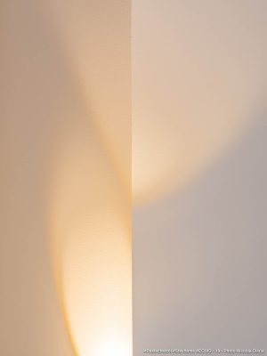 Photographie d'art de Nicolas Claris — Confinement — mur, lumière, ombre