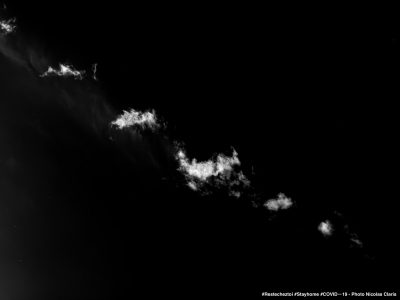 Photographie d'art de Nicolas Claris — Confinement — nuage, ciel, noir