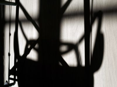 Photographie d'art de Nicolas Claris — Dimanche Matin — abstraction, beige, bois