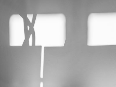 Photographie d'art de Nicolas Claris — Dimanche Matin — abstraction, blanc, branche