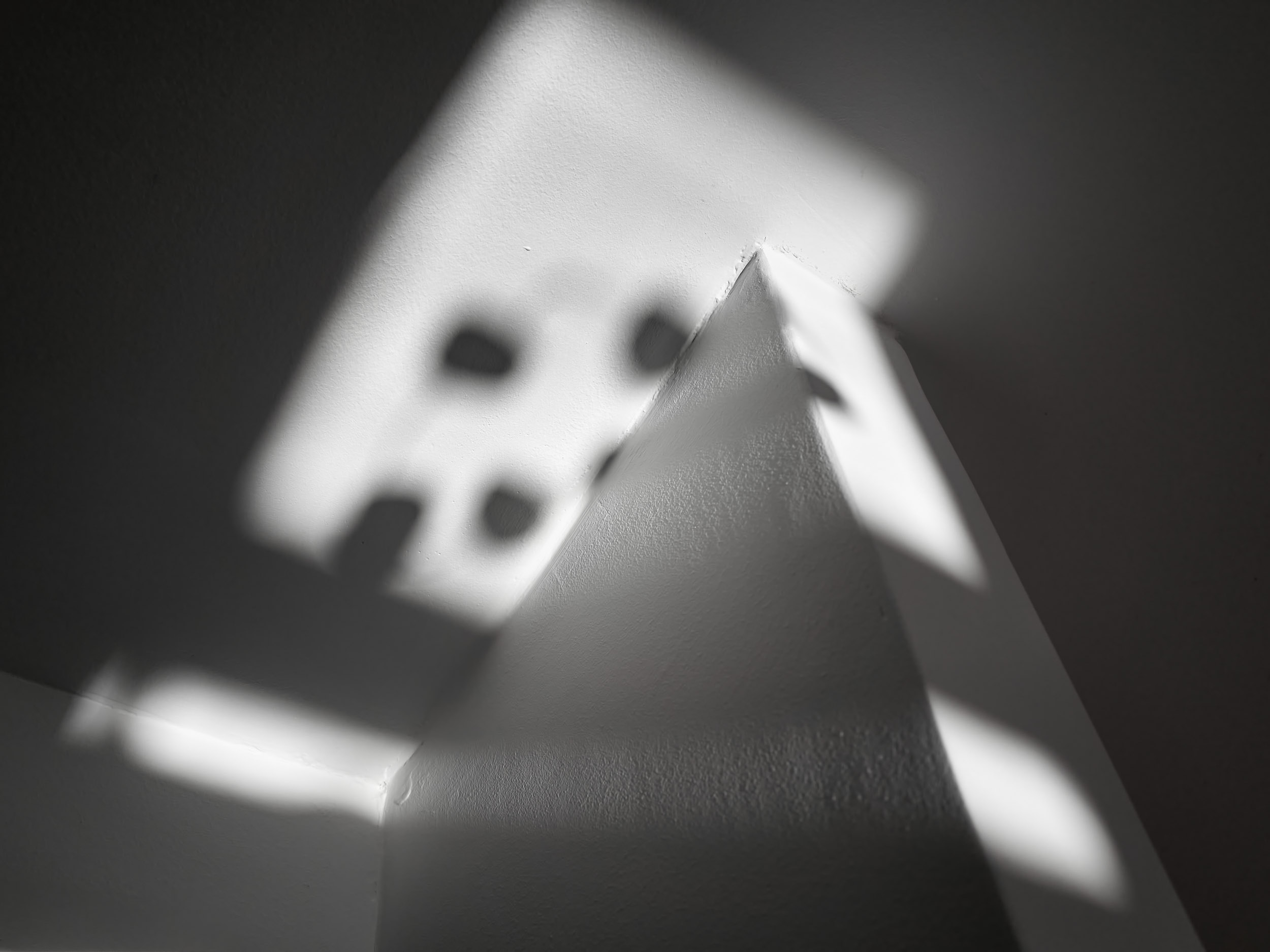 Photographie d'art de Nicolas Claris — Un Peu De Rouge Pourtant, N000231 dim