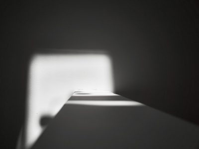 Photographie d'art de Nicolas Claris — Dimanche Matin — abstraction, blanc, gris