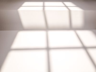 Photographie d'art de Nicolas Claris — Dimanche Matin — ombre, fenêtre, lumière