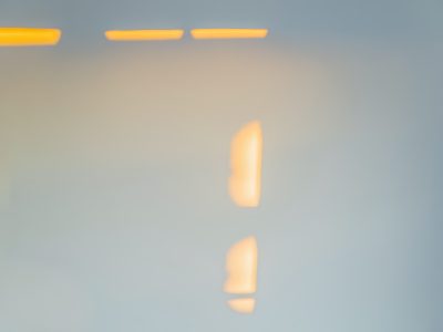 Photographie d'art de Nicolas Claris — Dimanche Matin — bleu, orange, jaune