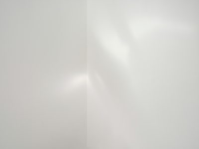 Photographie d'art de Nicolas Claris — Dimanche Matin — abstraction, angle, blanc