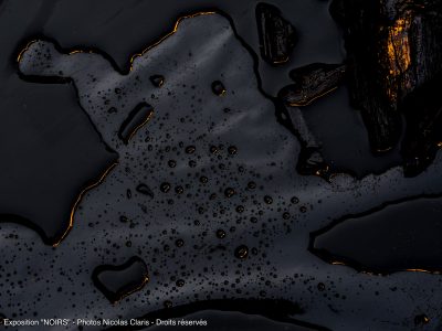 Photographie d'art de Nicolas Claris — Noirs — brillant, bulle, goutte