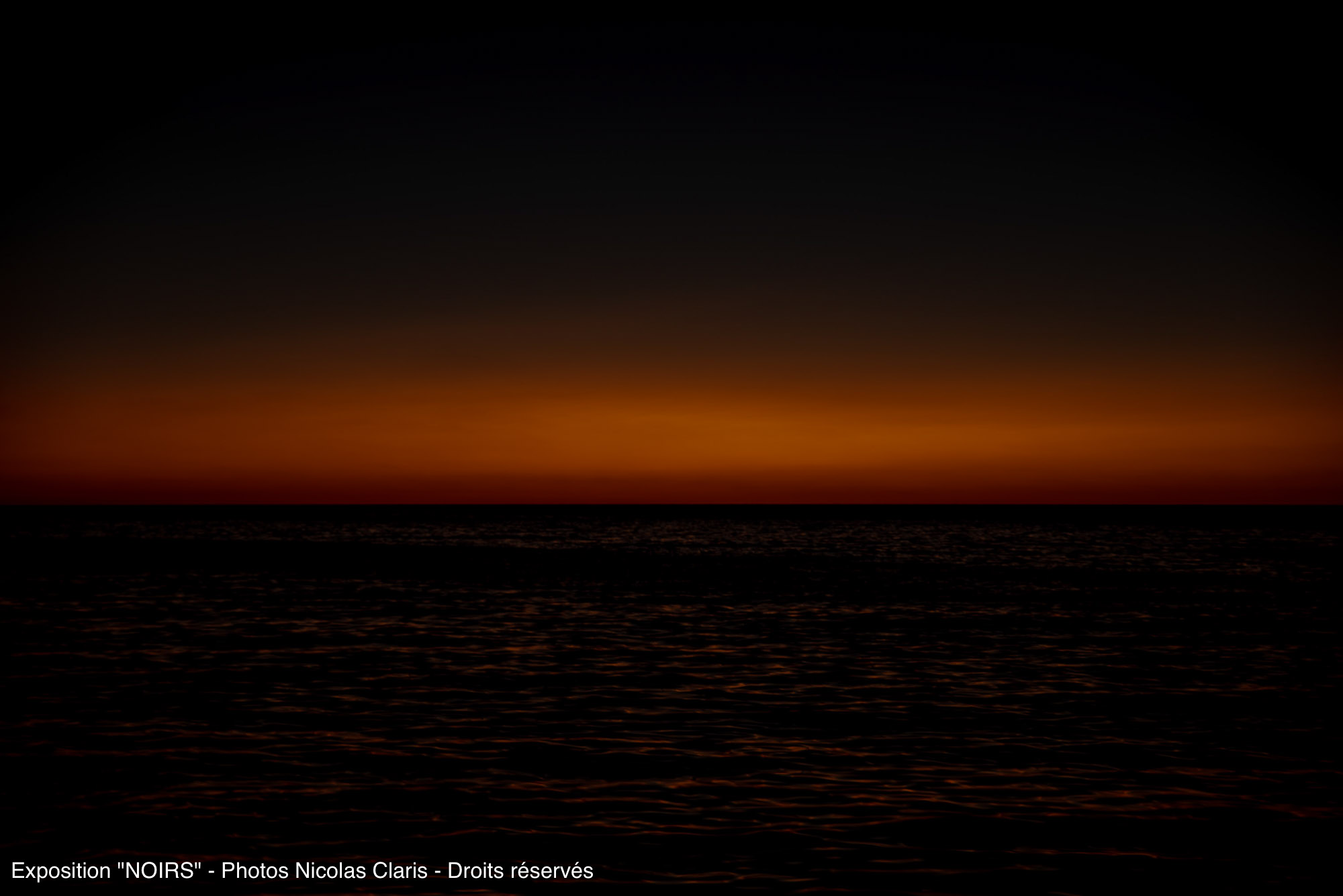 Photographie d'art de Nicolas Claris — Un Peu De Rouge Pourtant, Cielsnck14984