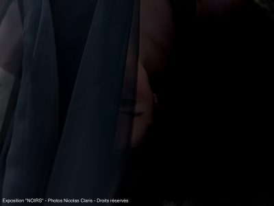 Photographie d'art de Nicolas Claris — Noirs — femme, visage, profil