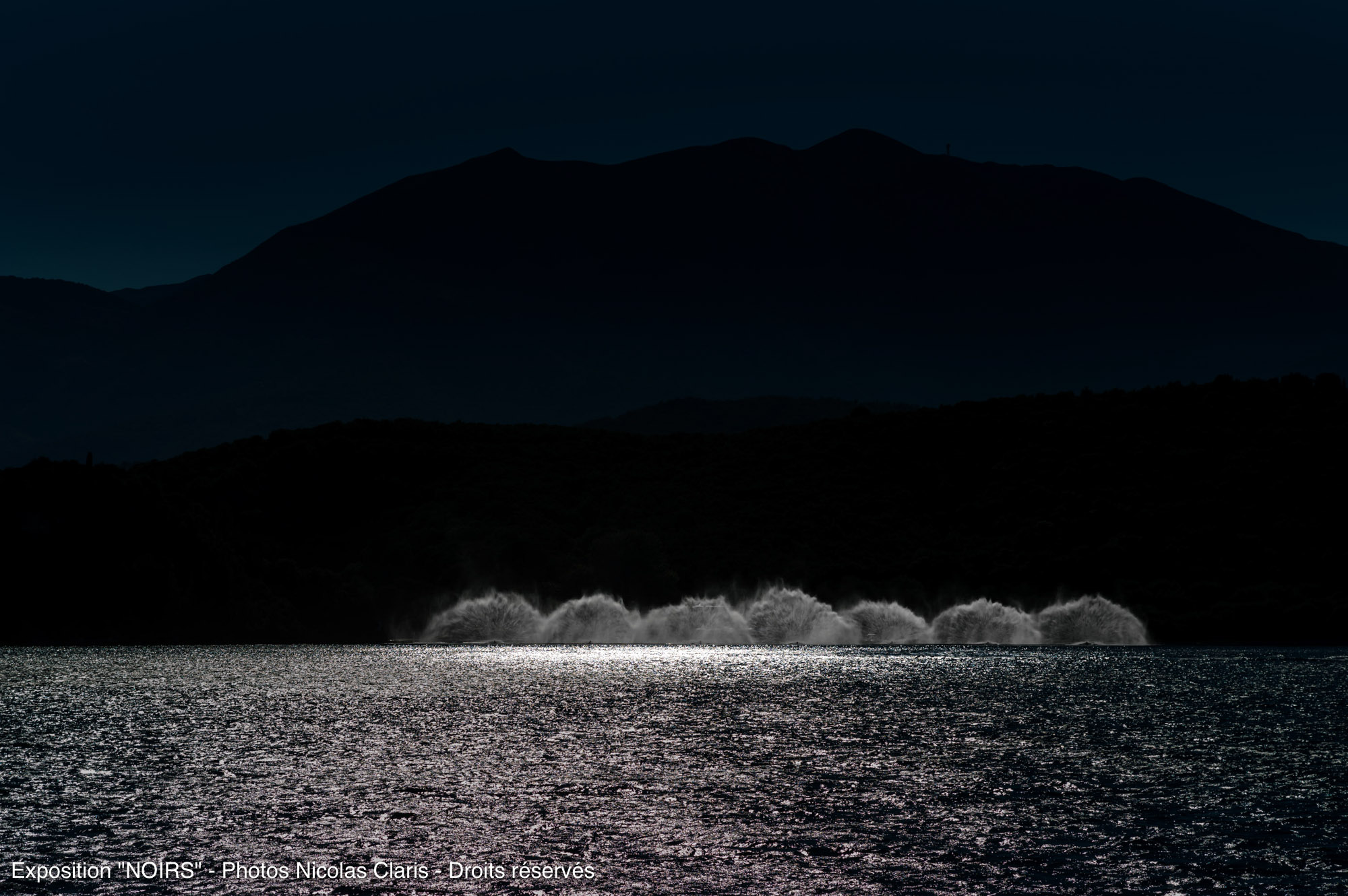 Photographie d'art de Nicolas Claris — Un Peu De Rouge Pourtant, Mer img1656