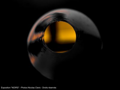 Photographie d'art de Nicolas Claris — Noirs — sphère, trou, noir