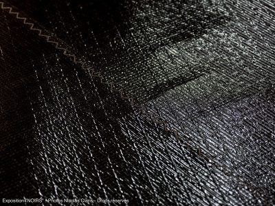 Photographie d'art de Nicolas Claris — Noirs — noir, tissu, voile
