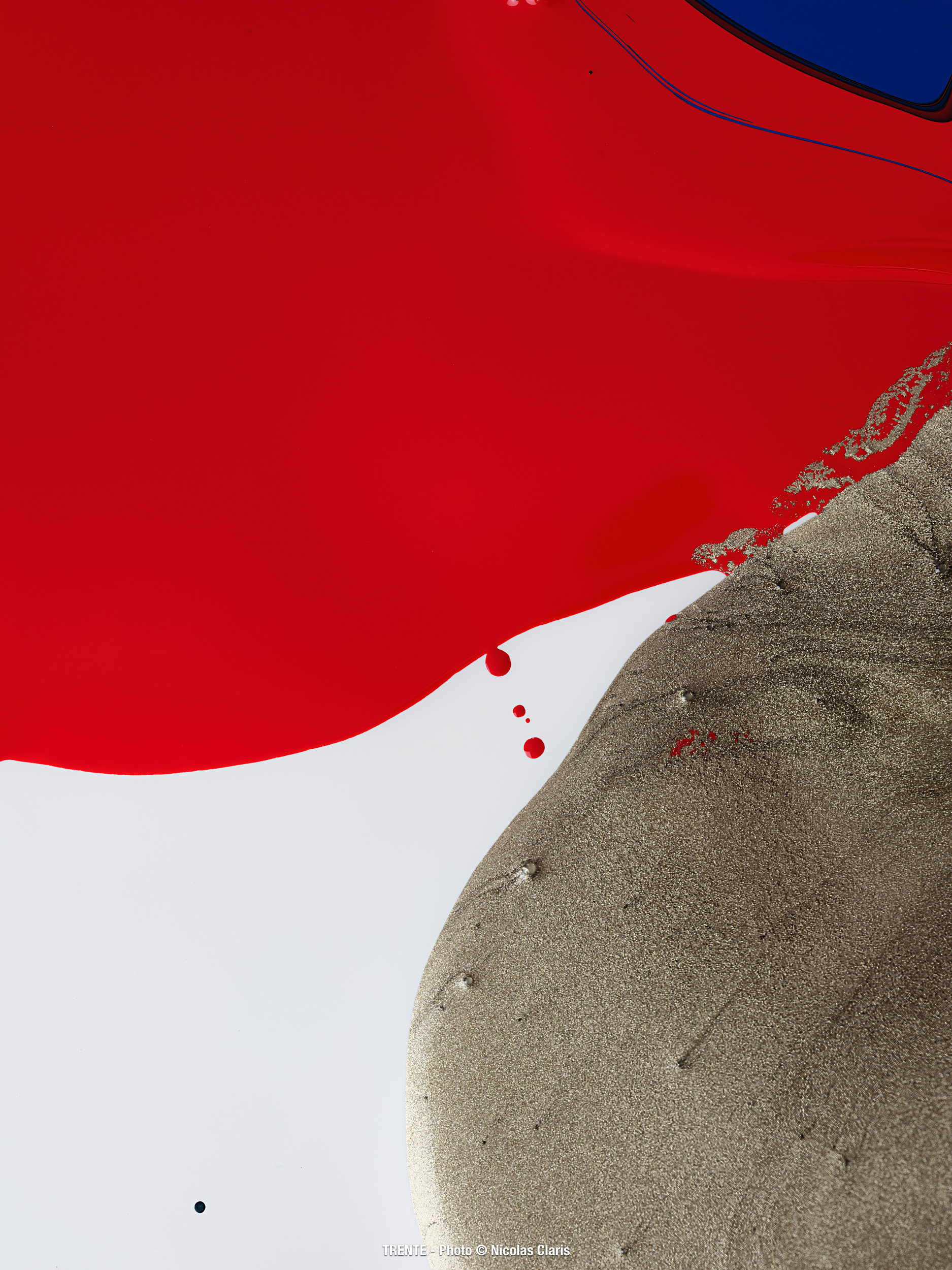 Photographie d'art de Nicolas Claris — Un Peu De Rouge Pourtant, Trente ncf10010