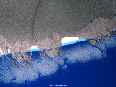 Photographie d'art de Nicolas Claris — Trente — abstraction, aérien, bleu