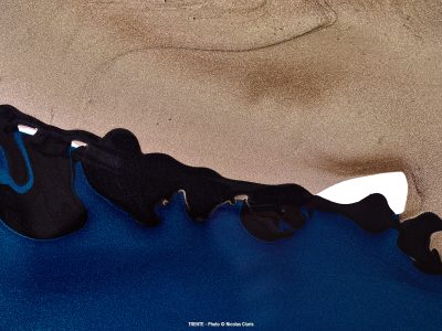 Photographie d'art de Nicolas Claris — Trente — abstraction, aérien, beige